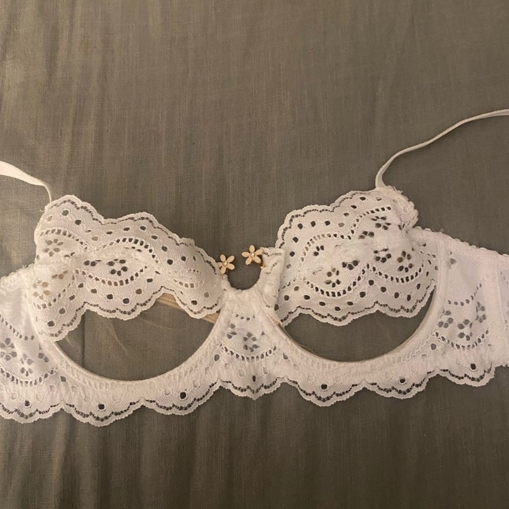 Savage x fenty white bralette